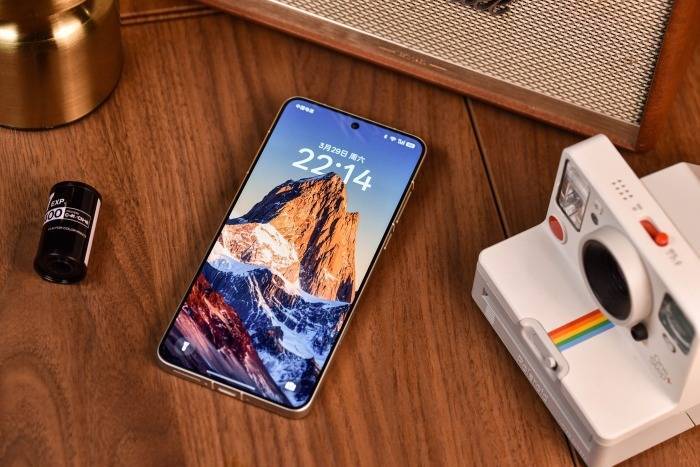 Ultra:轻薄与影像巅峰的完美融合!pg电子游戏网站OPPO Find X8(图2) Ultra:轻薄与影像巅峰的完美融合!pg电子游戏网站OPPO Find X8(图2)